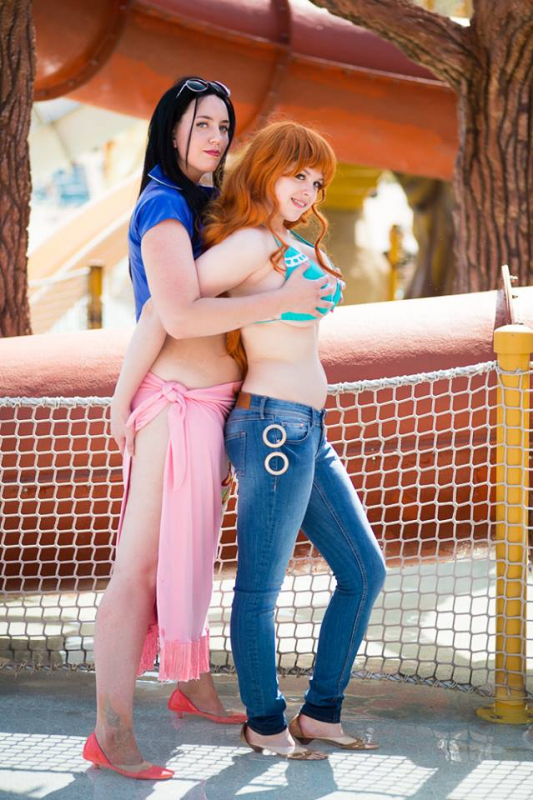nami (one piece)+nami (one piece) (cosplay)+nico robin